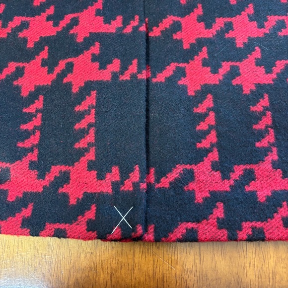 Talbots Womens Skirt Red Black Houndstooth Wool Blend Pencil Straight Size 18w - Picture 4 of 8